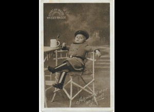 Deutscher Verein für Kinder Asyle, 1916: Krieger Waisen, Kind in Uniform
